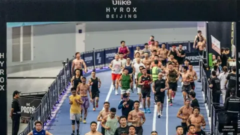 小米升顶技能：零跑新品牌首秀，挑战高端市场新高度